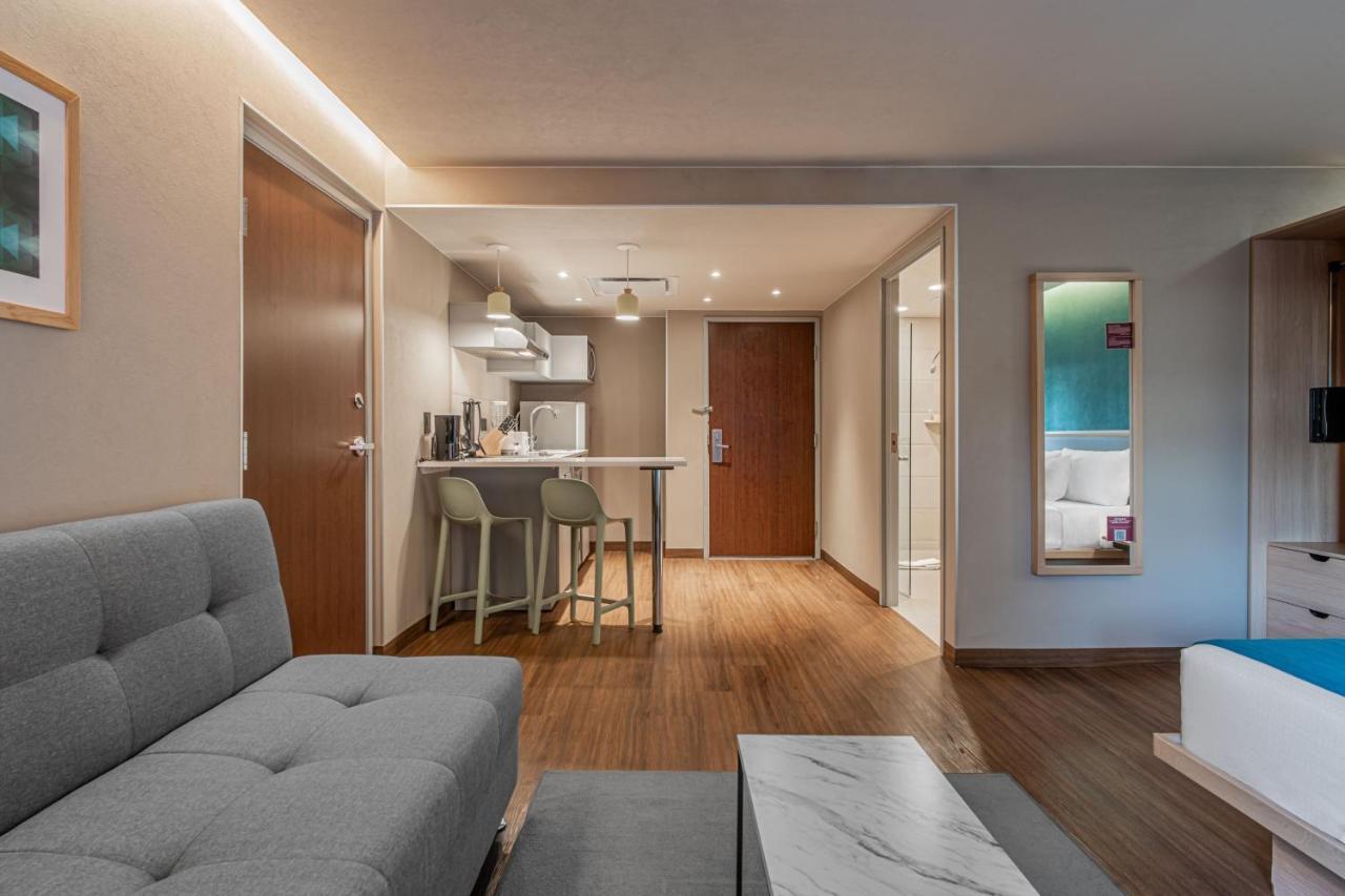 Apartahotel Express By Marriott Querétaro