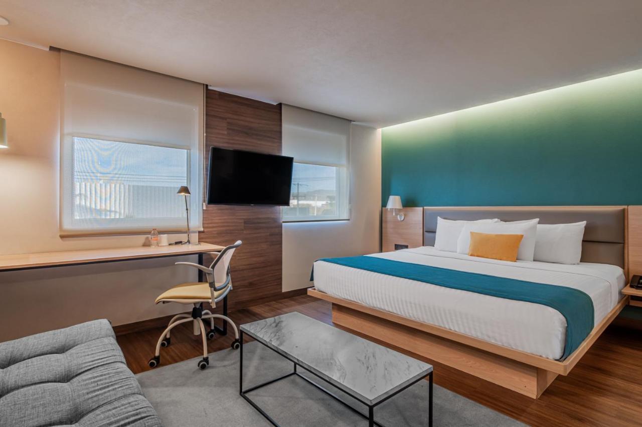 Express By Marriott Apartahotel Querétaro