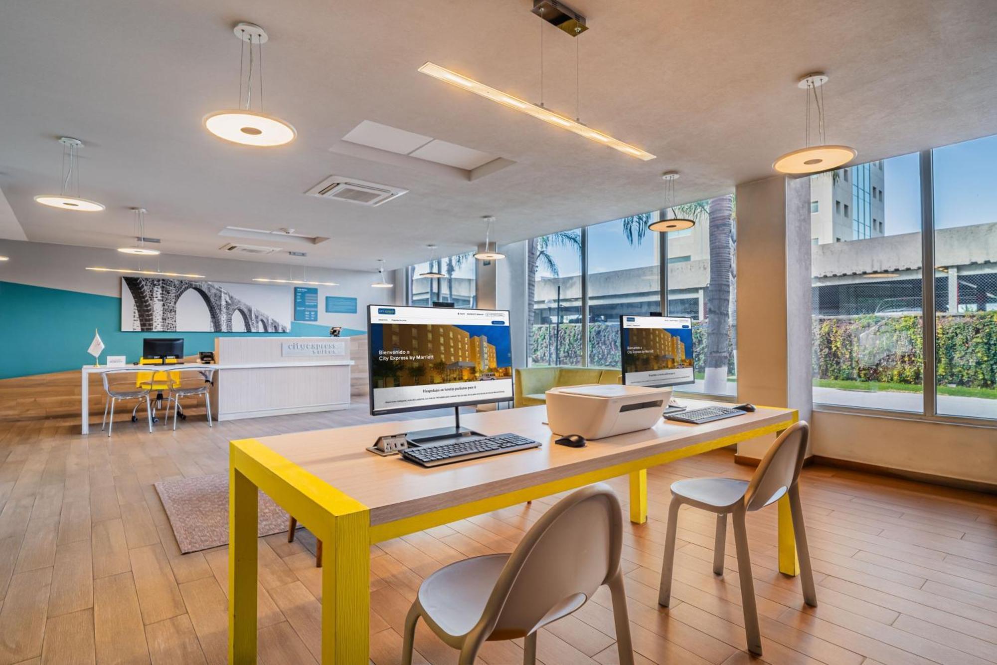 Express By Marriott Querétaro