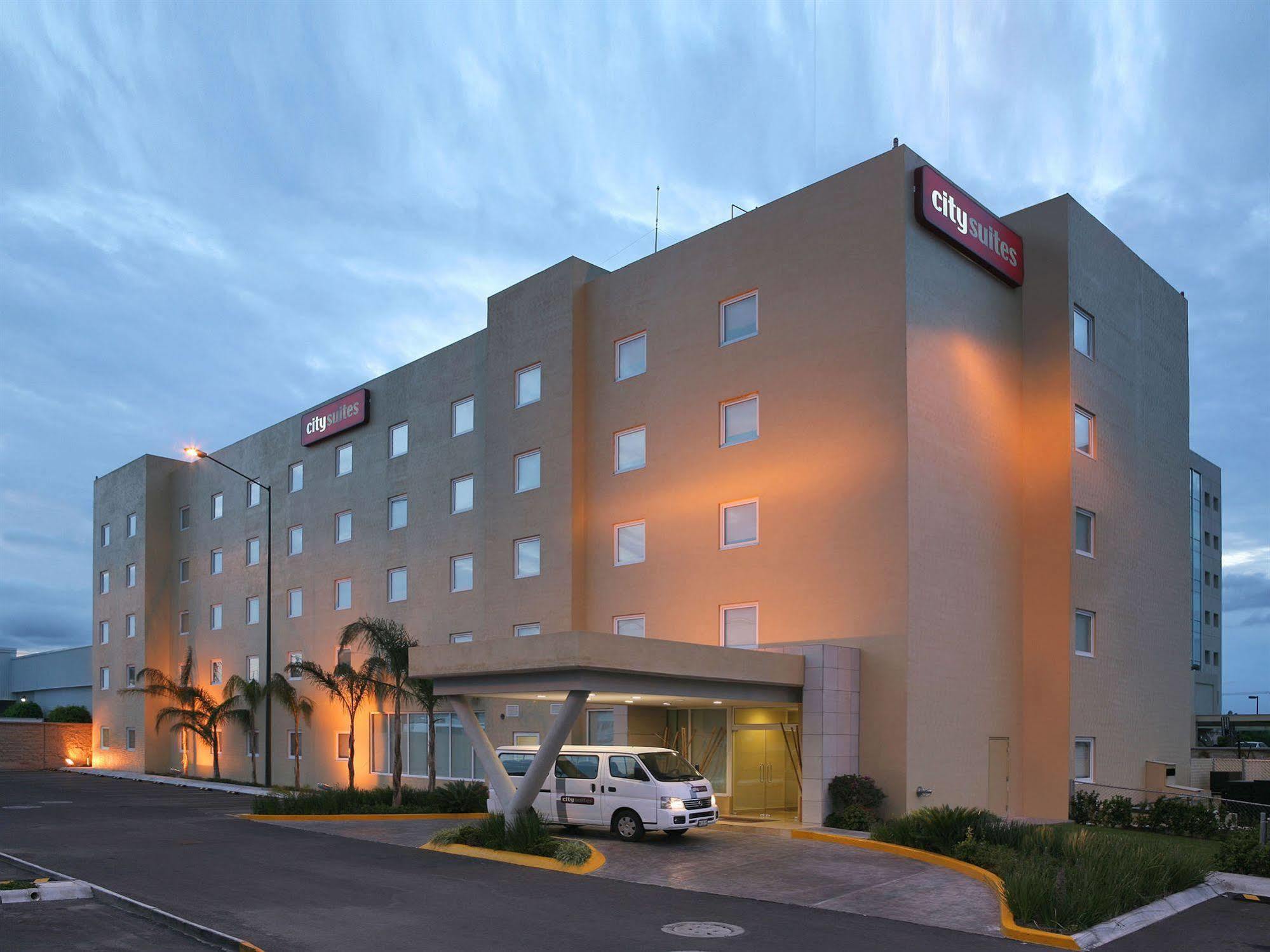 Express By Marriott Apartahotel